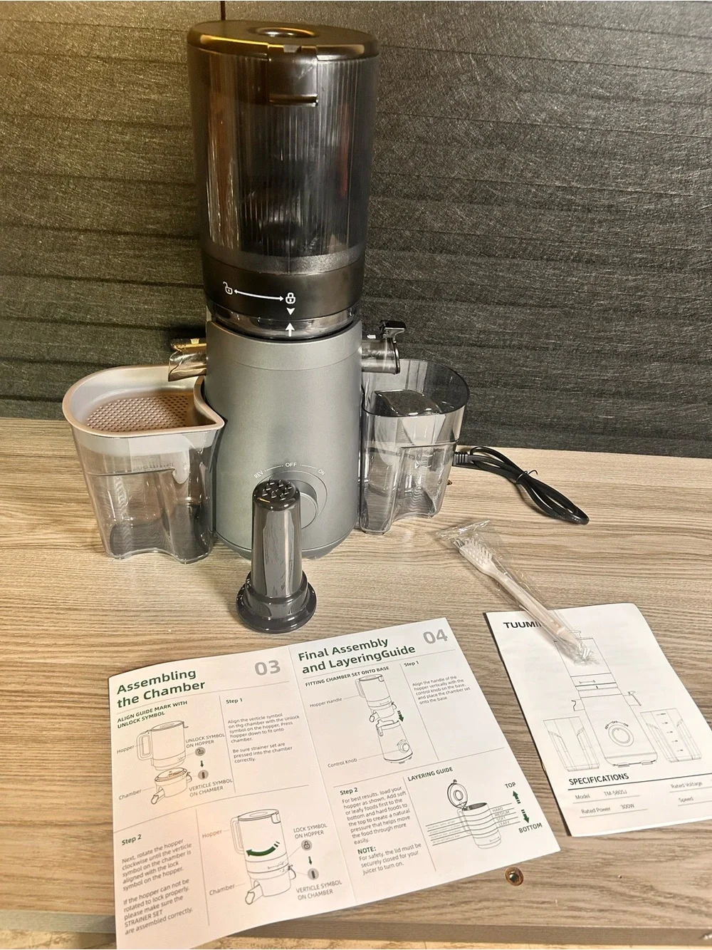 Cold press juicer machine 5.8inch extra large feed chute , new unused set